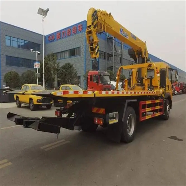 新昌县附近小随车吊出租电话，轻松解决搬运烦恼