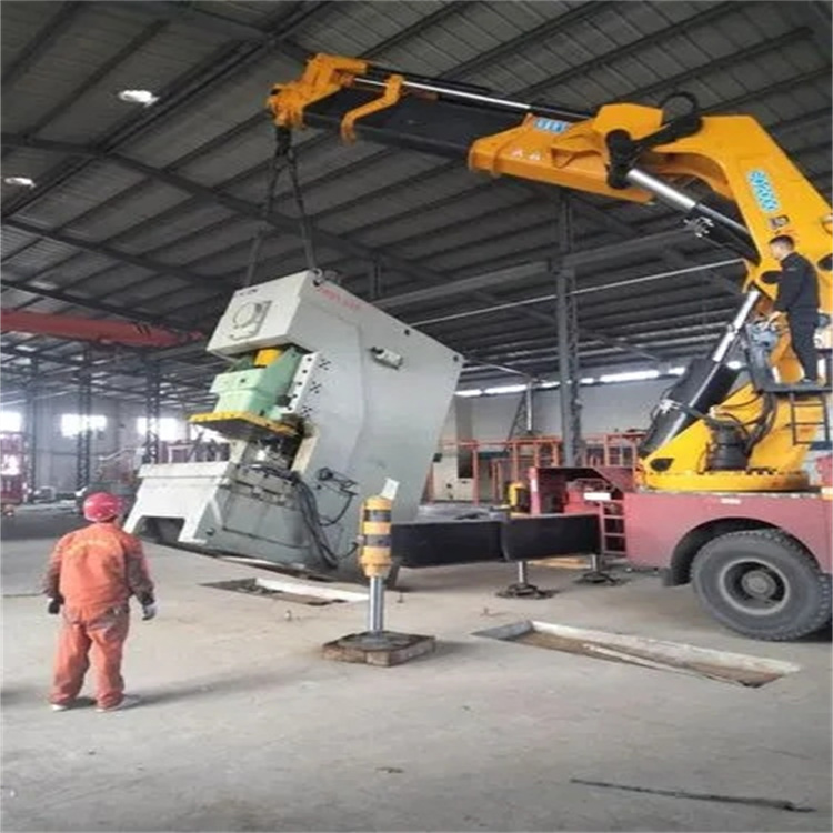 新昌县80吨折臂吊车出租附近电话