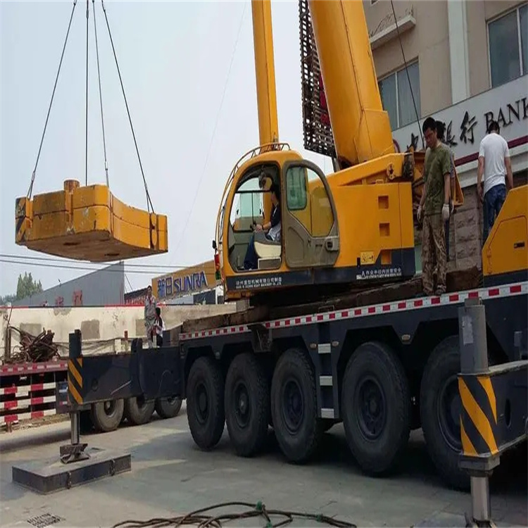 新昌县当地吊车出租|机器吊装|75吨|工厂搬迁服务